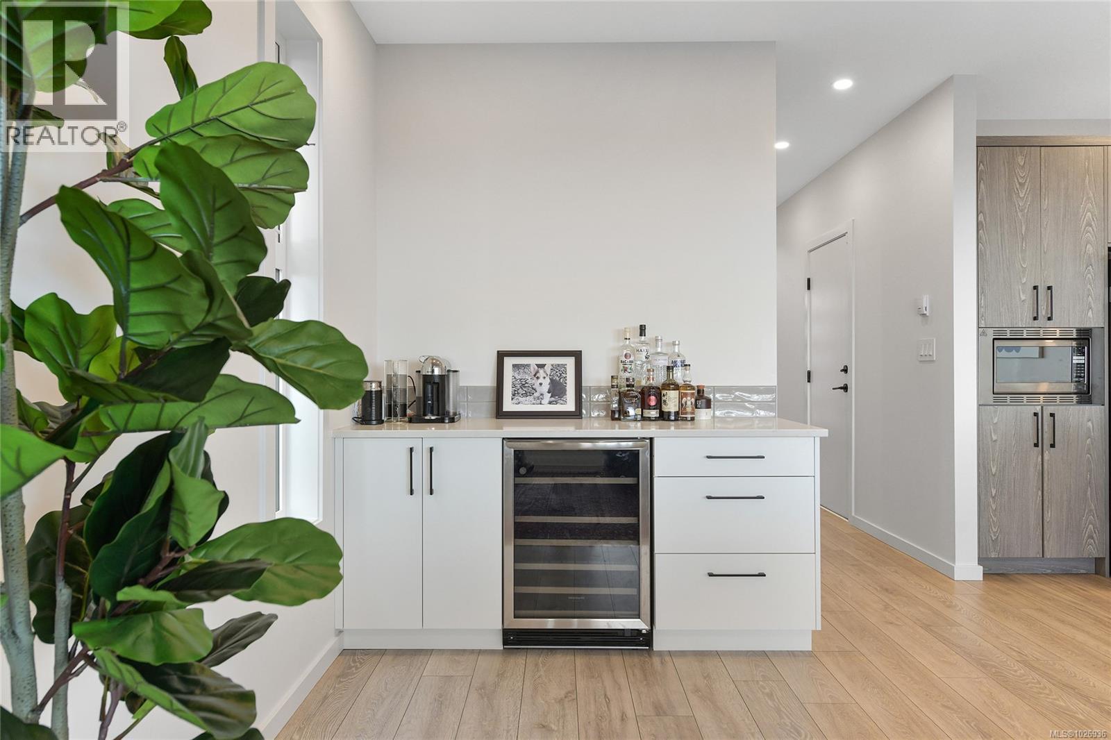 2415 Azurite Cres - 11