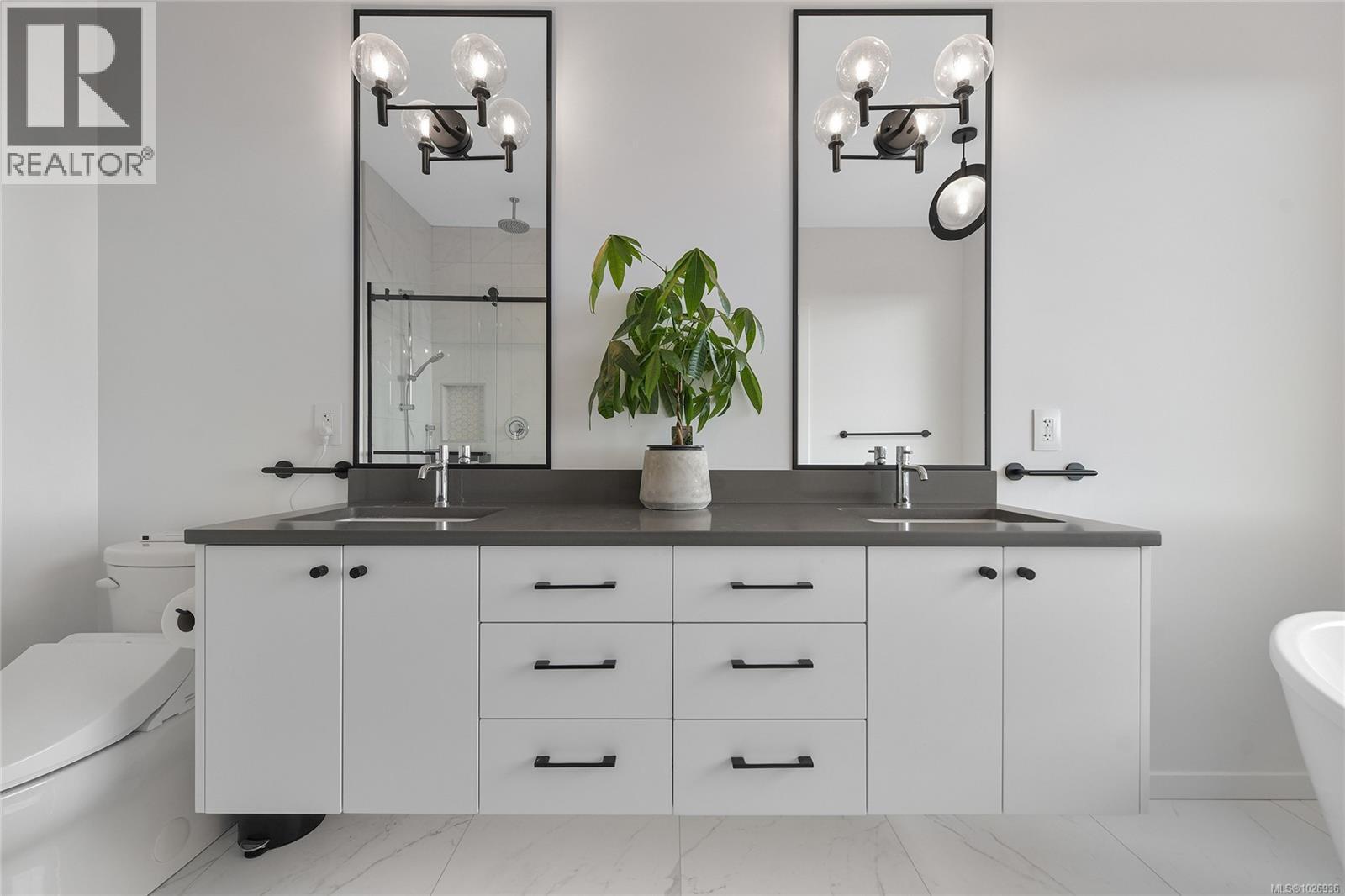 2415 Azurite Cres - 15