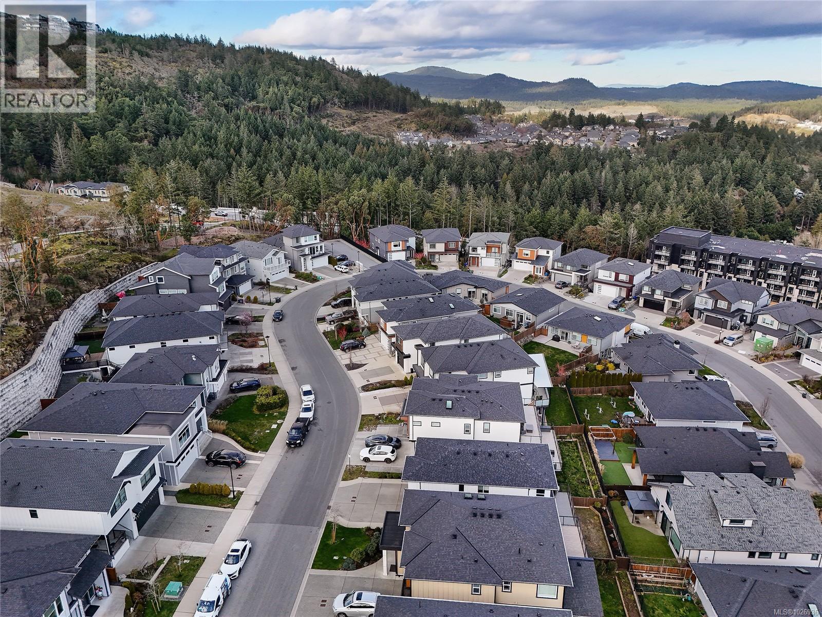 2415 AZURITE CRES - 46