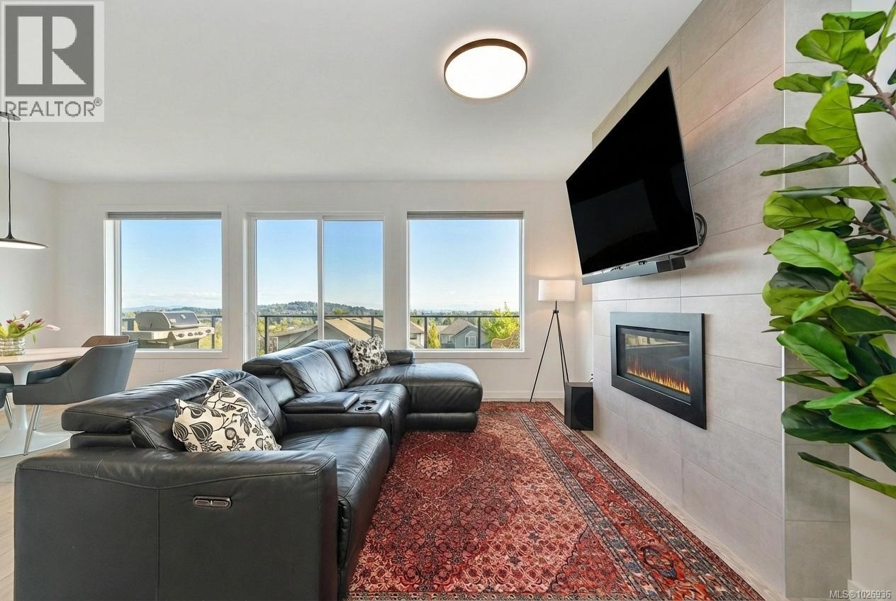 2415 Azurite Cres - 6