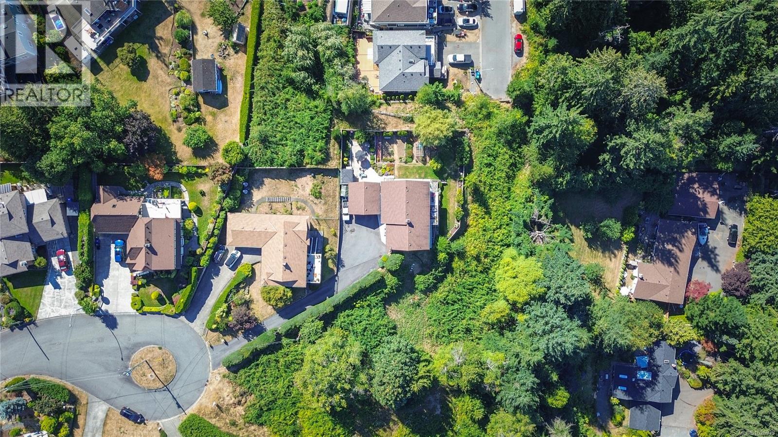 161 BONAVISTA PL - 28