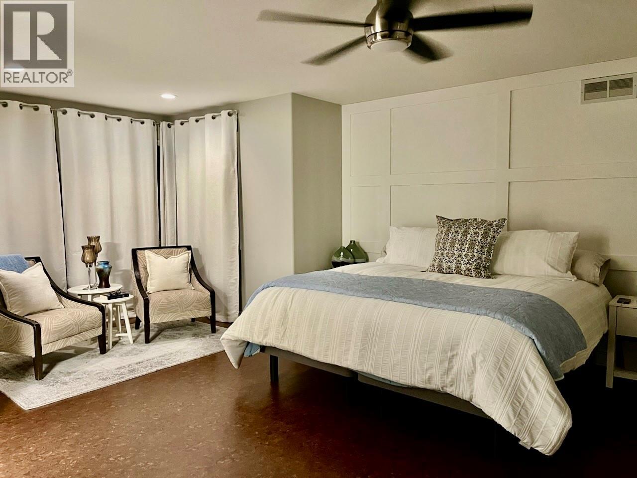 774 VARNEY COURT - 32