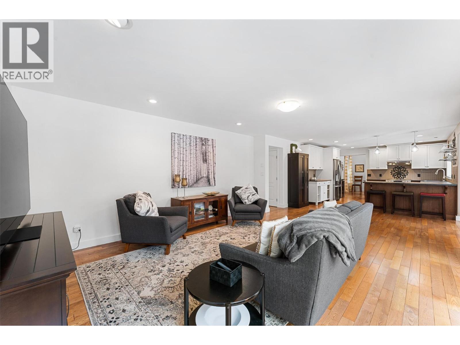 774 VARNEY COURT - 23