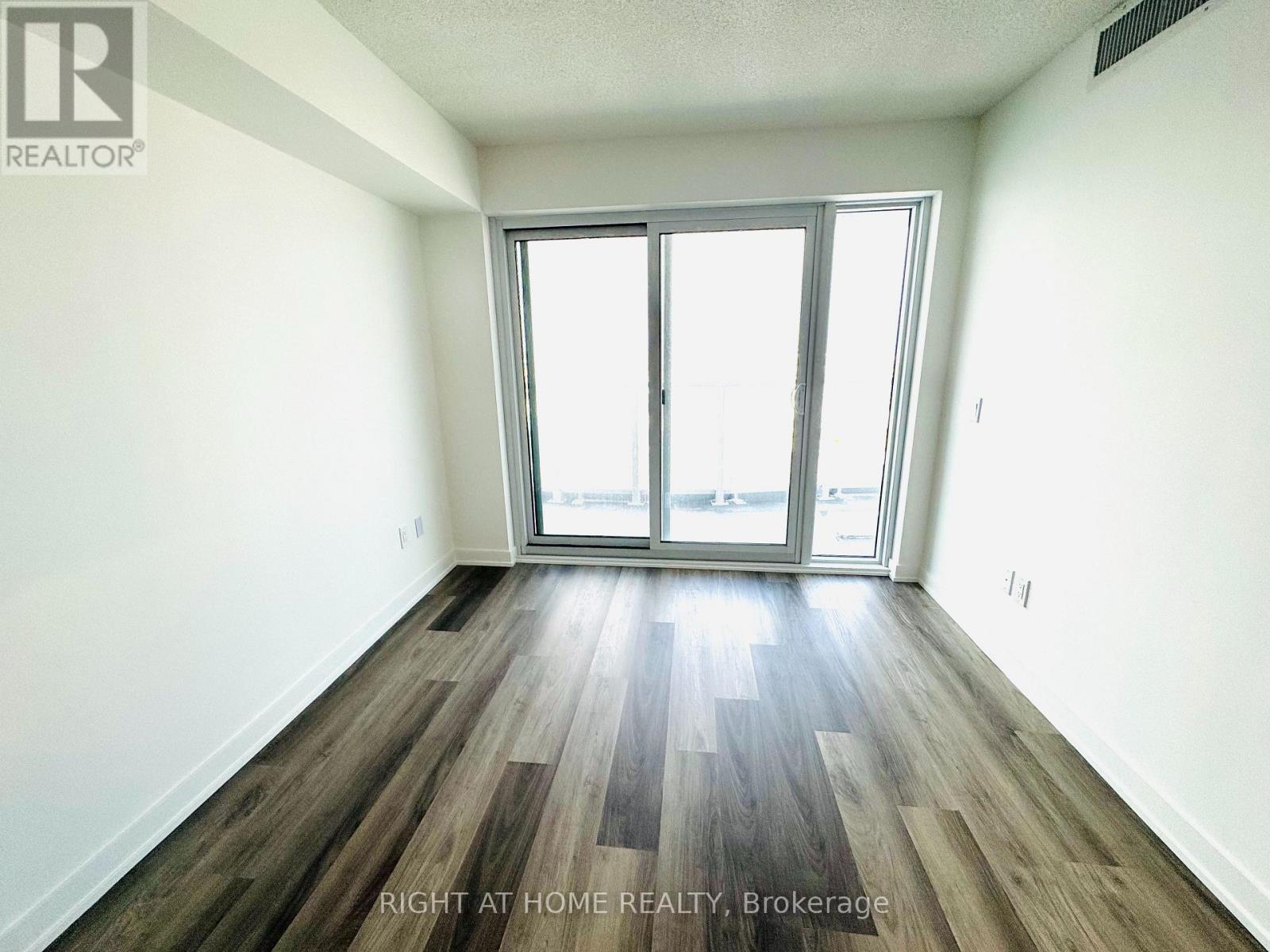 1804 - 1010 SANDY BEACH ROAD - Photo 2 of 9, Pickering (Bay Ridges), Ontario