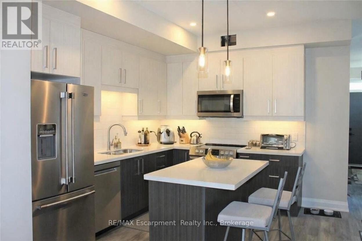 60 PARK AVENUE - Photo 5 of 21, St. Catharines (Secord Woods), Ontario