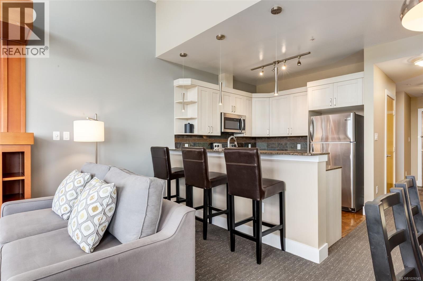 905/906A 181 Beachside Dr, Parksville