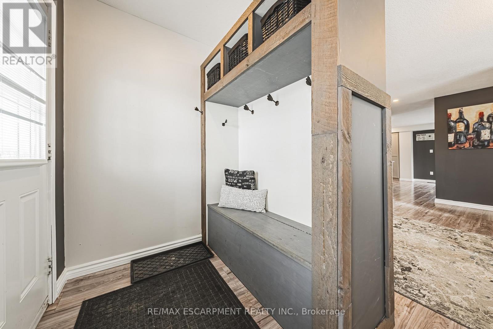 103 POWELL DRIVE - Photo 5 of 48, Hamilton (Binbrook), Ontario