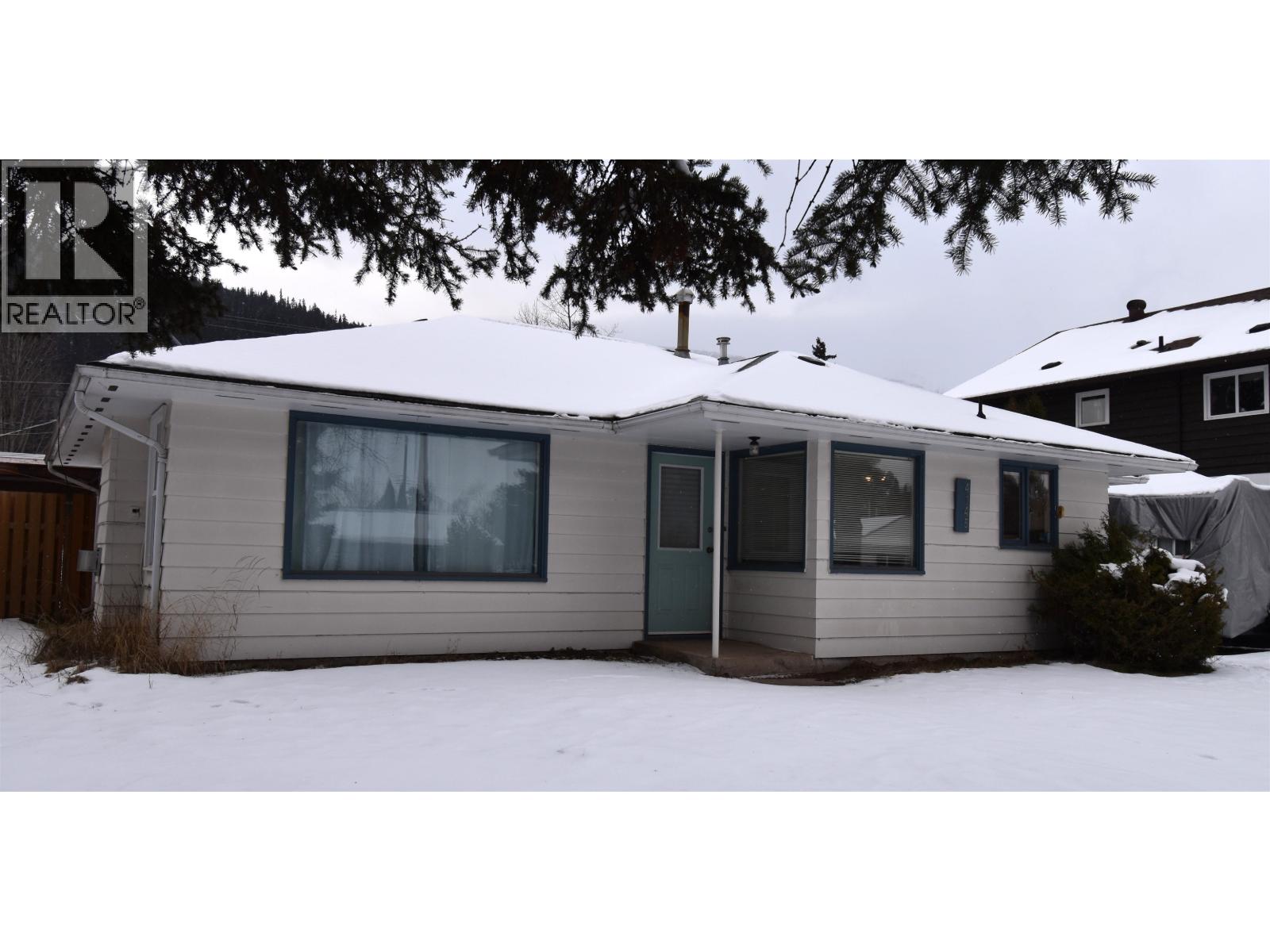 4145 ALFRED Avenue, Smithers