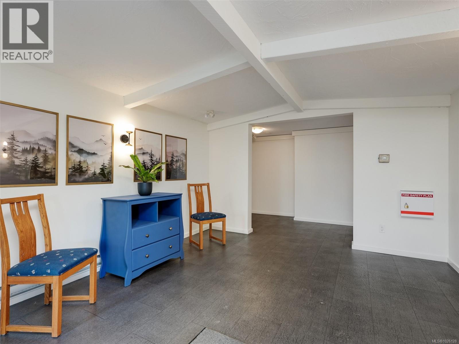 201 1215 Bay Street, Victoria