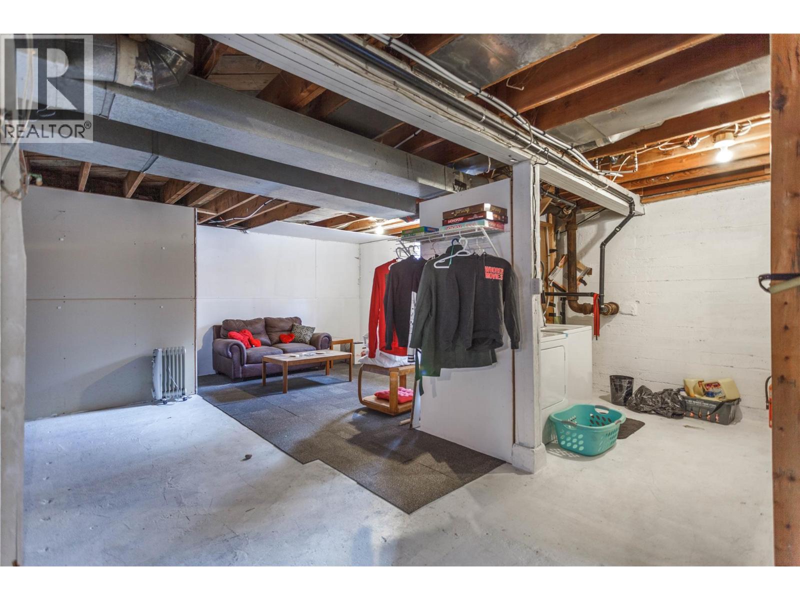 2017 Catt Avenue, Lumby