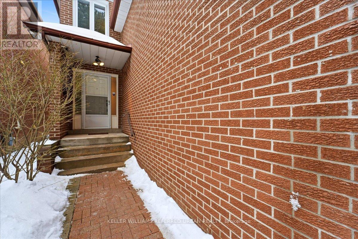 4458 BATHURST STREET - Photo 3 of 45, Toronto (Bathurst Manor), Ontario