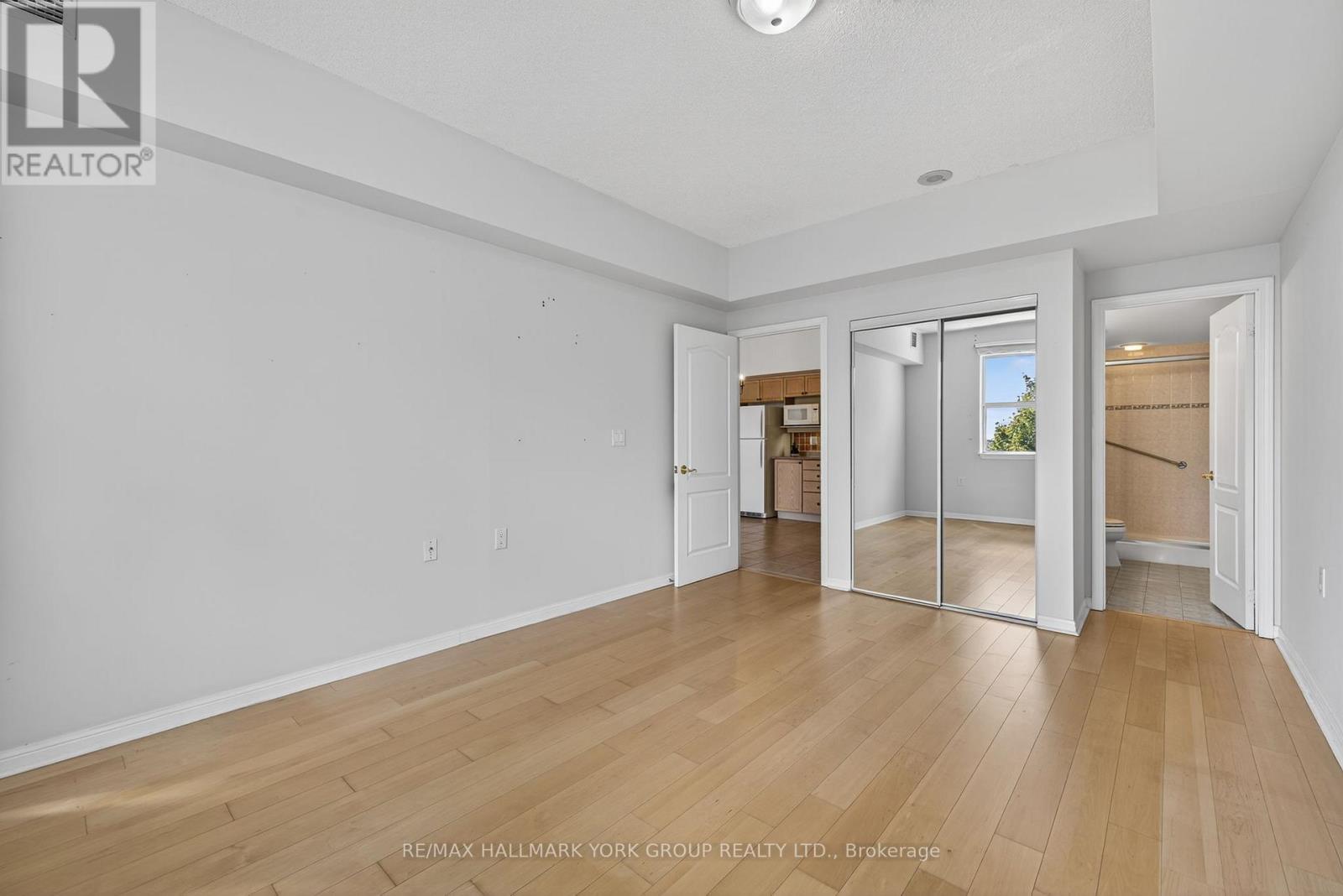 #509 2500 RUTHERFORD ROAD - 21