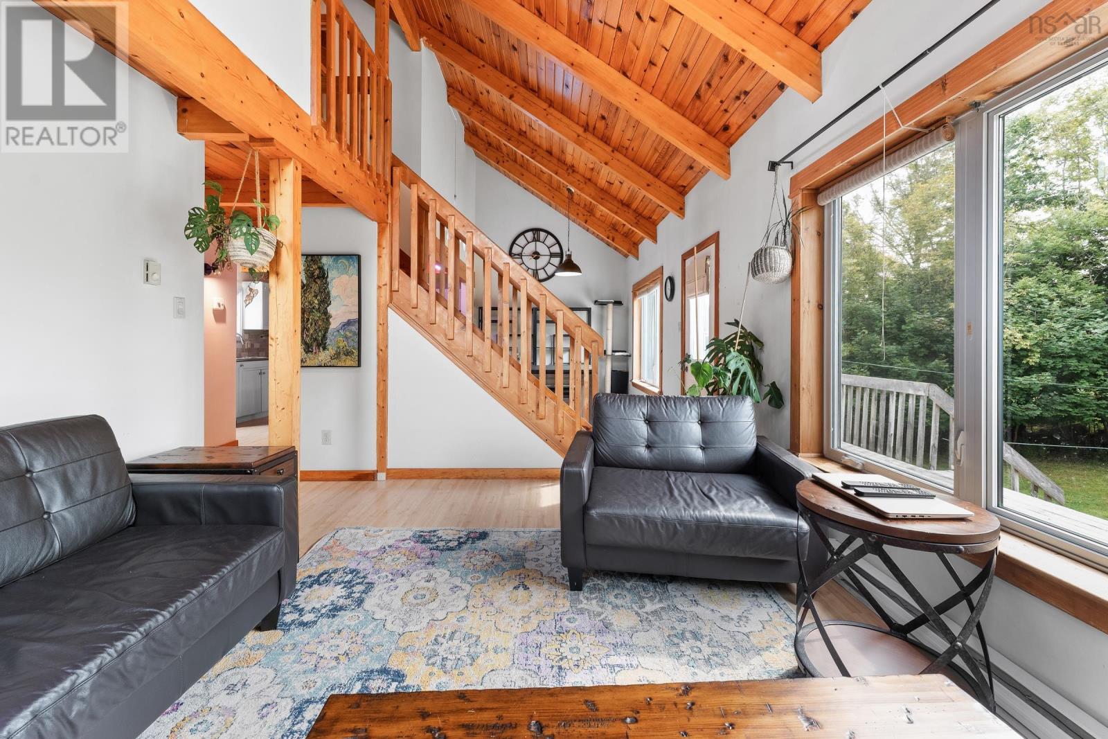 Property 11 of 35 of 10247 Highway 3