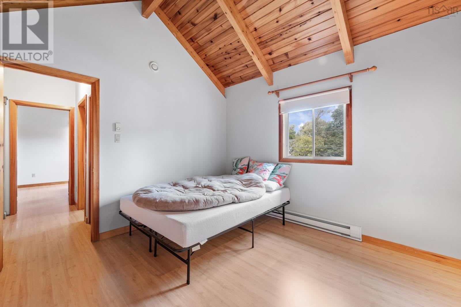 Property 19 of 35 of 10247 Highway 3