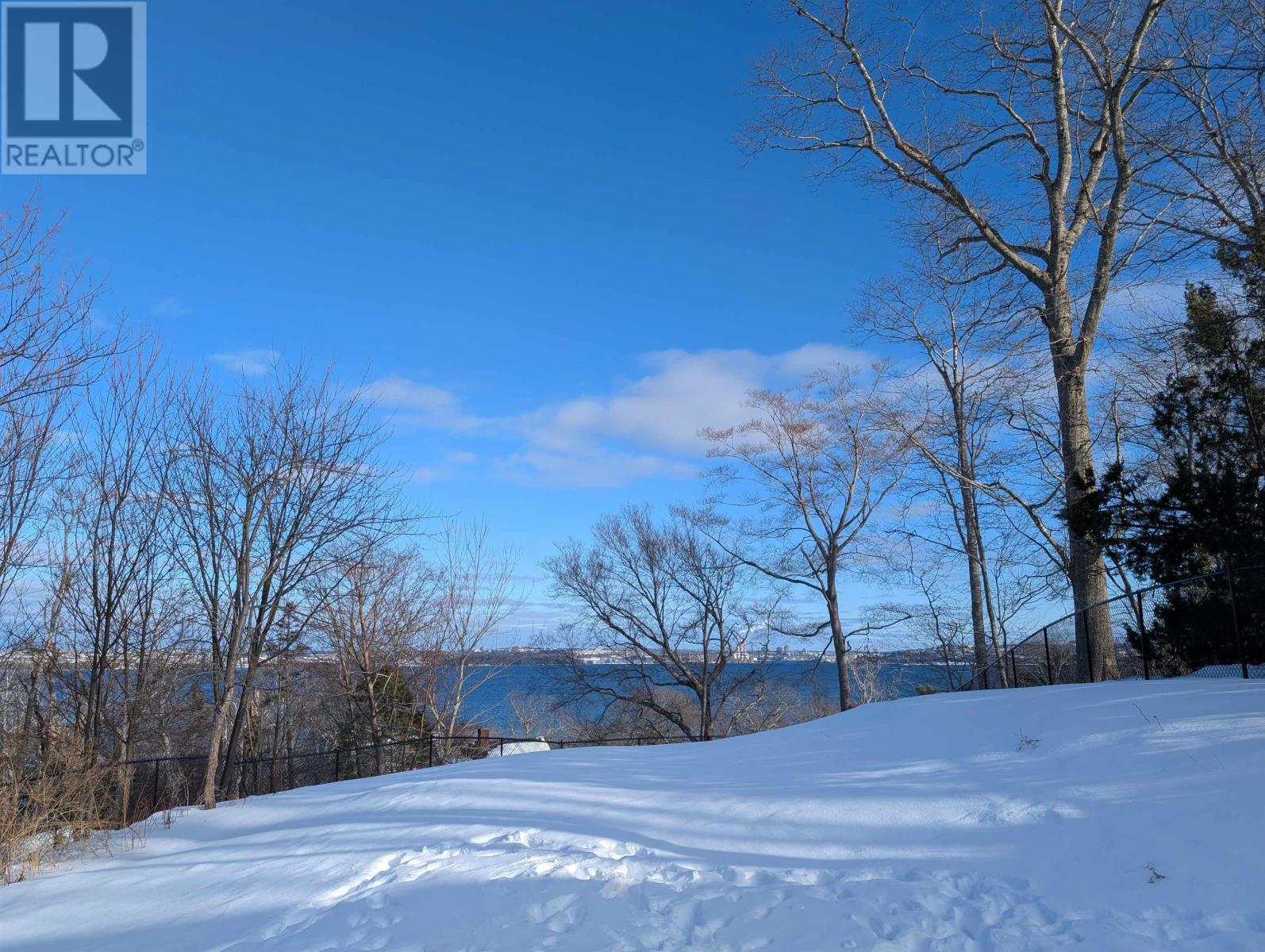 Property 17 of 17 of 24 LODGE Drive