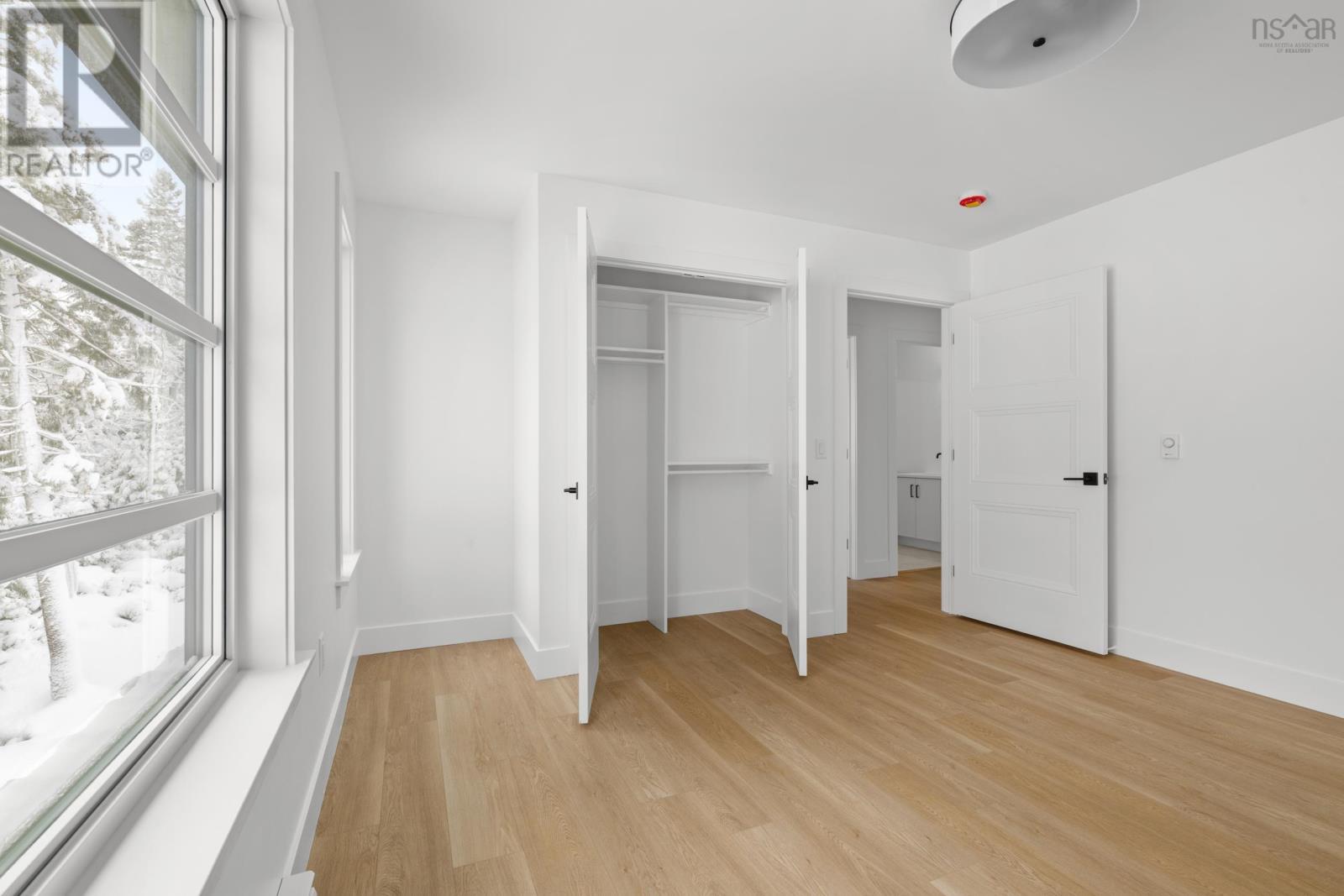 Property 36 of 48 of 432-A Everwood Avenue