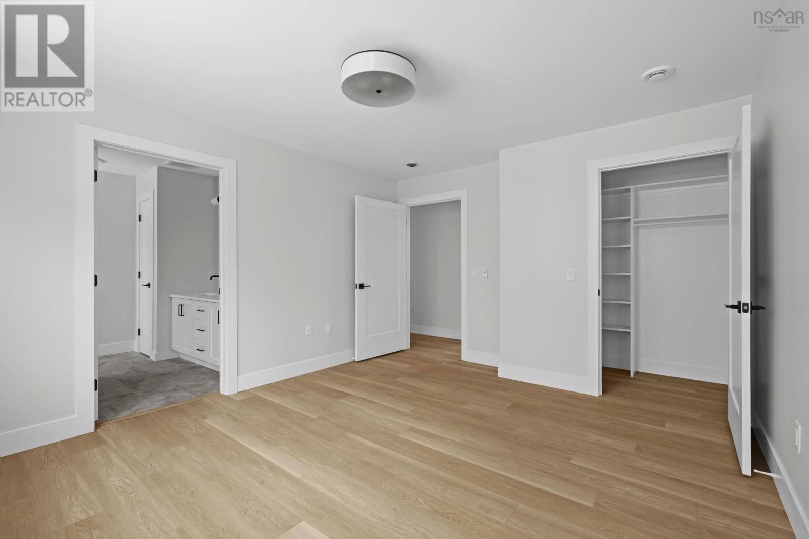 Property 29 of 46 of Lot 403 305 Everwood Avenue