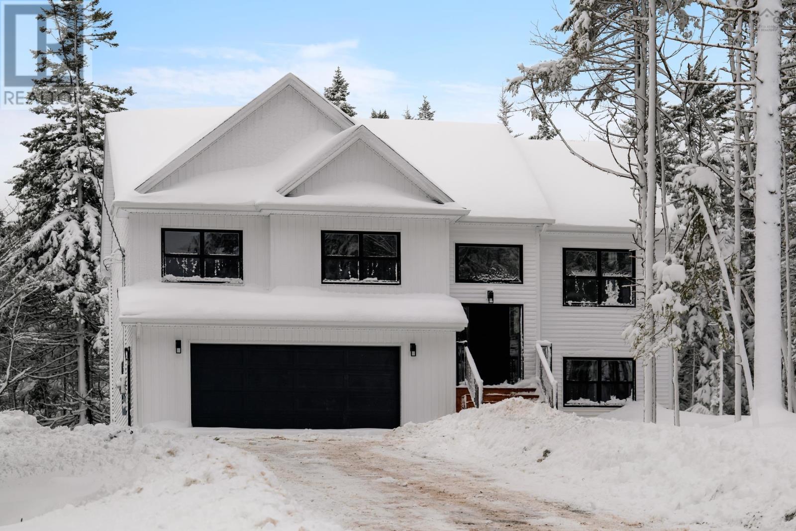 Property 4 of 46 of Lot 403 305 Everwood Avenue