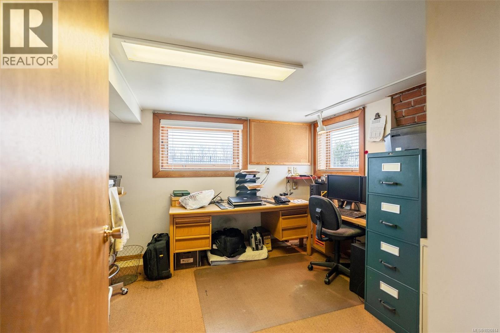  1120 Dallas Road, Victoria