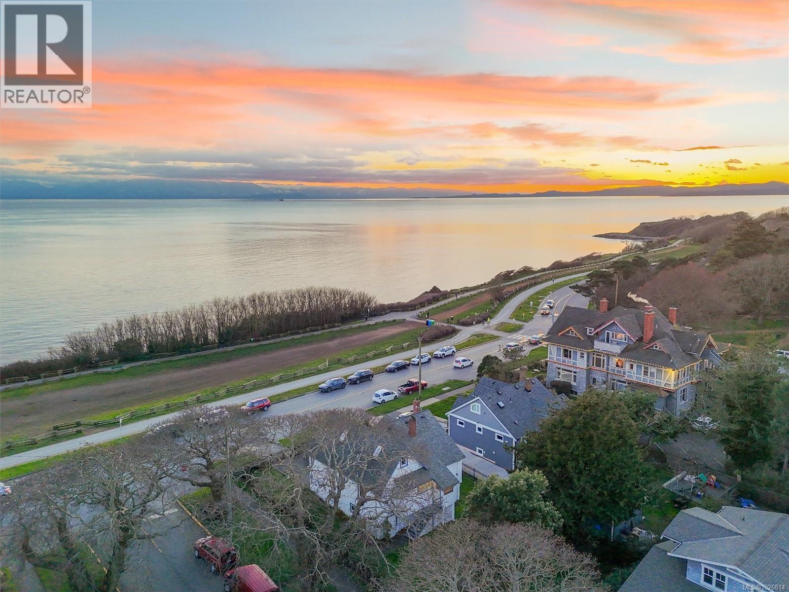 1120 Dallas Rd - Photo 3 of 56, Victoria, British Columbia