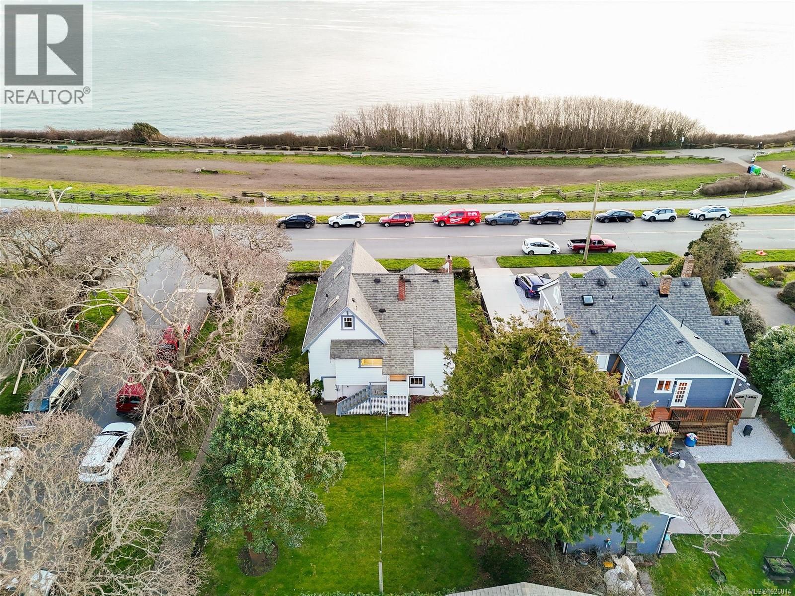  1120 Dallas Road, Victoria