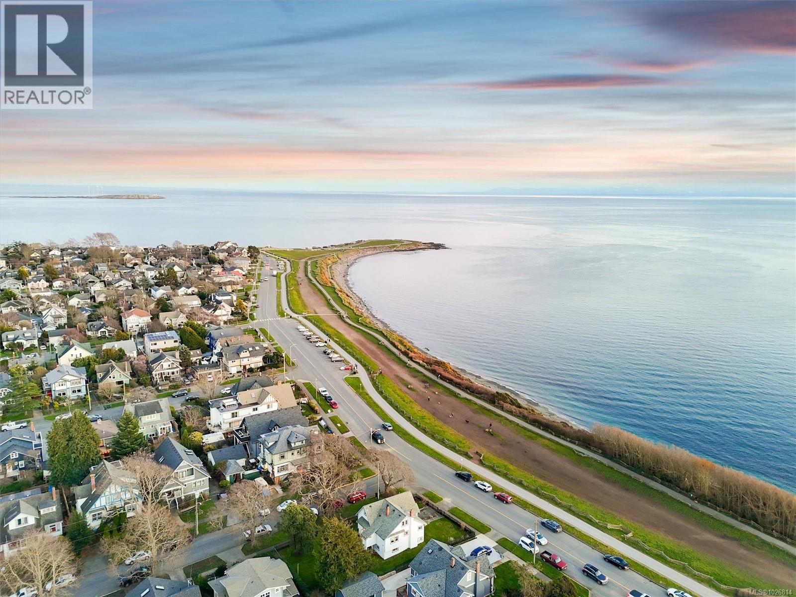  1120 Dallas Road, Victoria