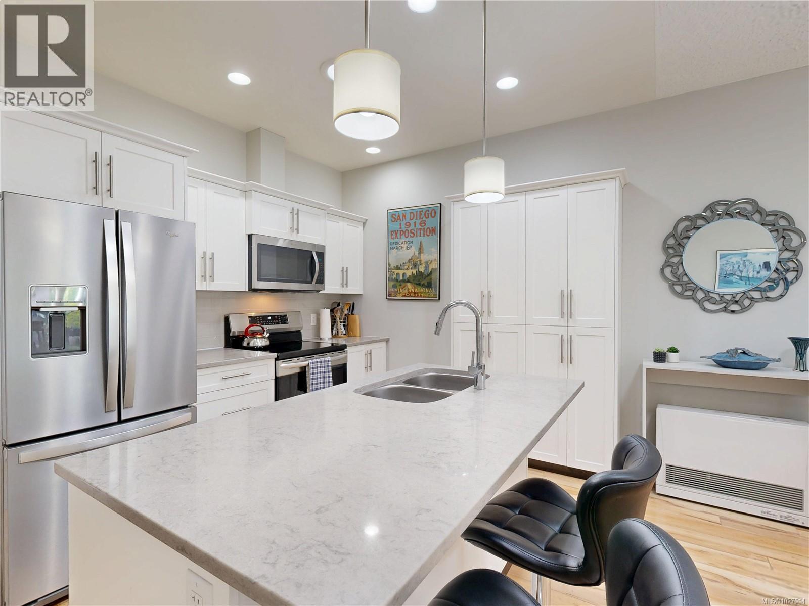 6357 SHAMBROOK DR - 13