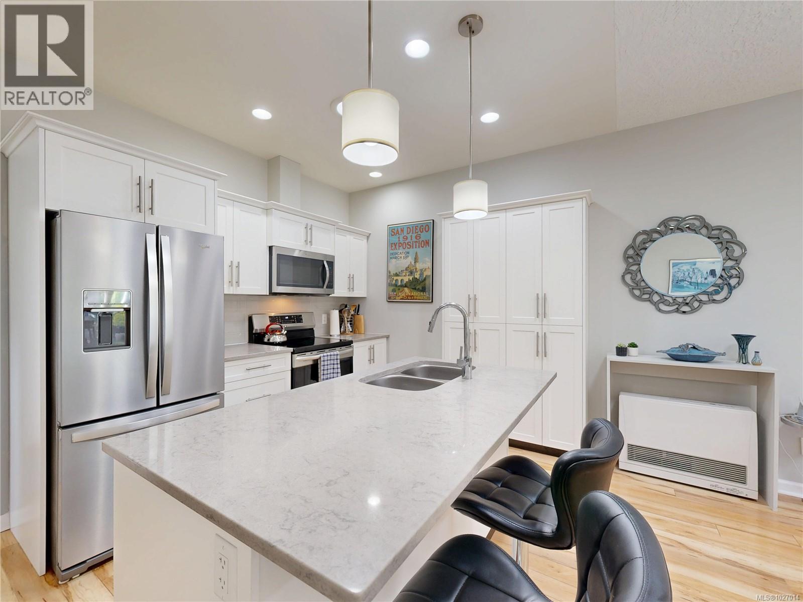 6357 SHAMBROOK DR - 17