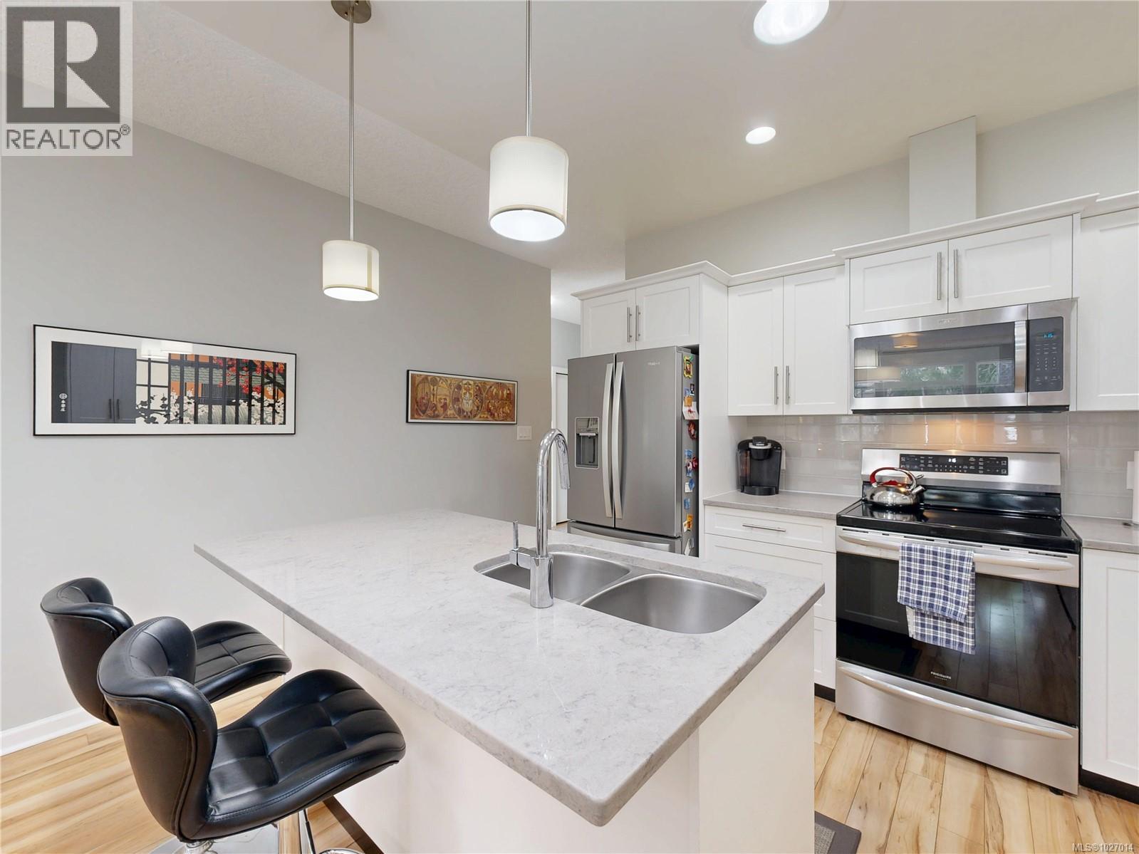 6357 SHAMBROOK DR - 16