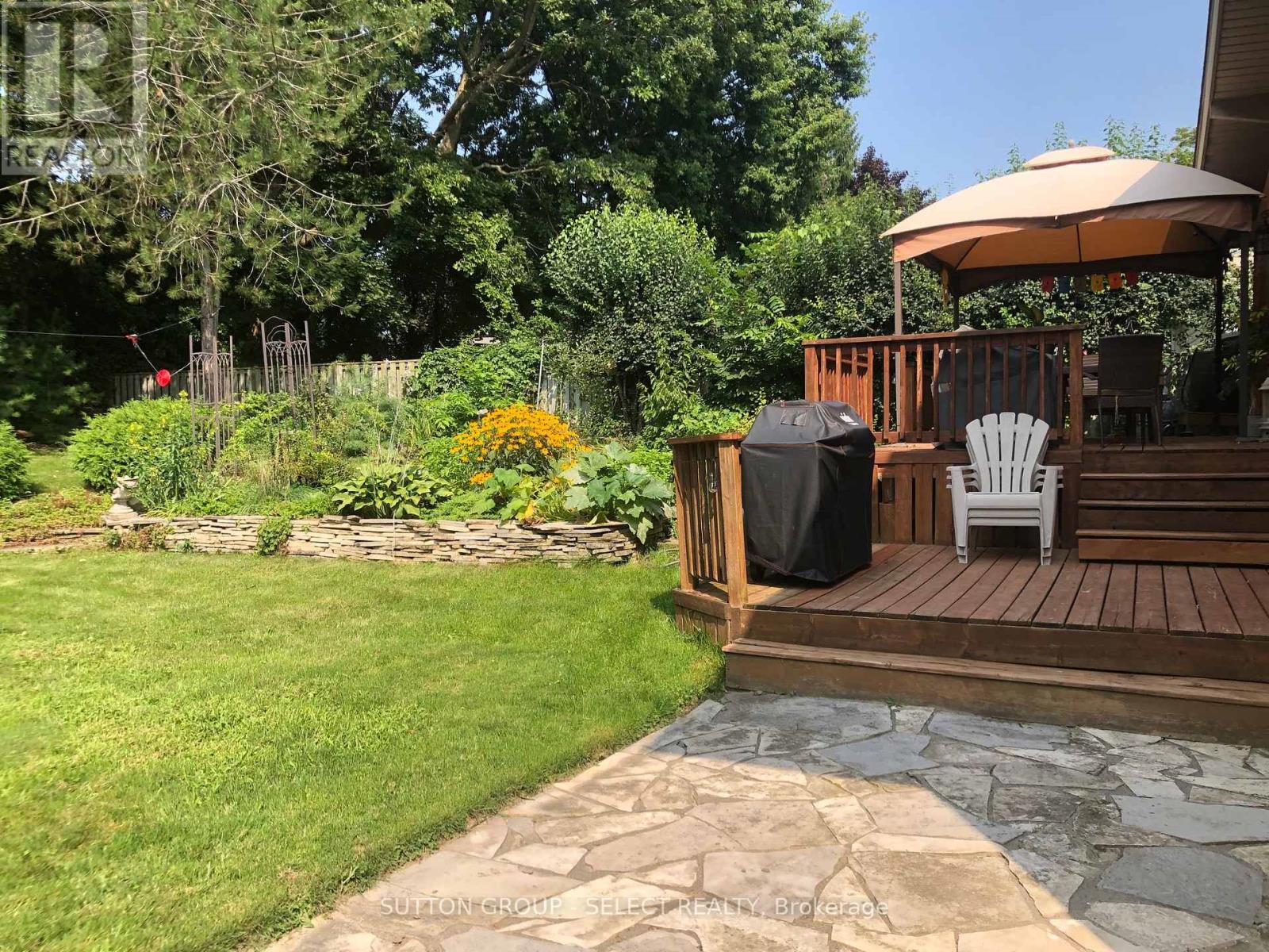 486 CYPRESS AVENUE - Photo 4 of 30, London North (North P), Ontario