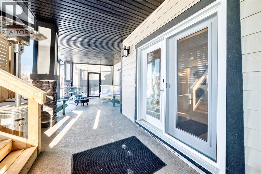 69 Sundown Grove, Cochrane