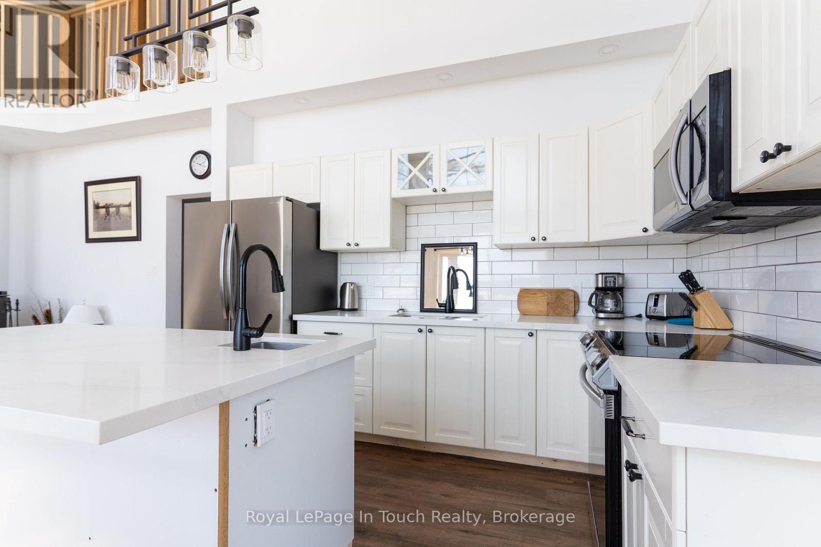 26 MACEY BAY ROAD - 13
