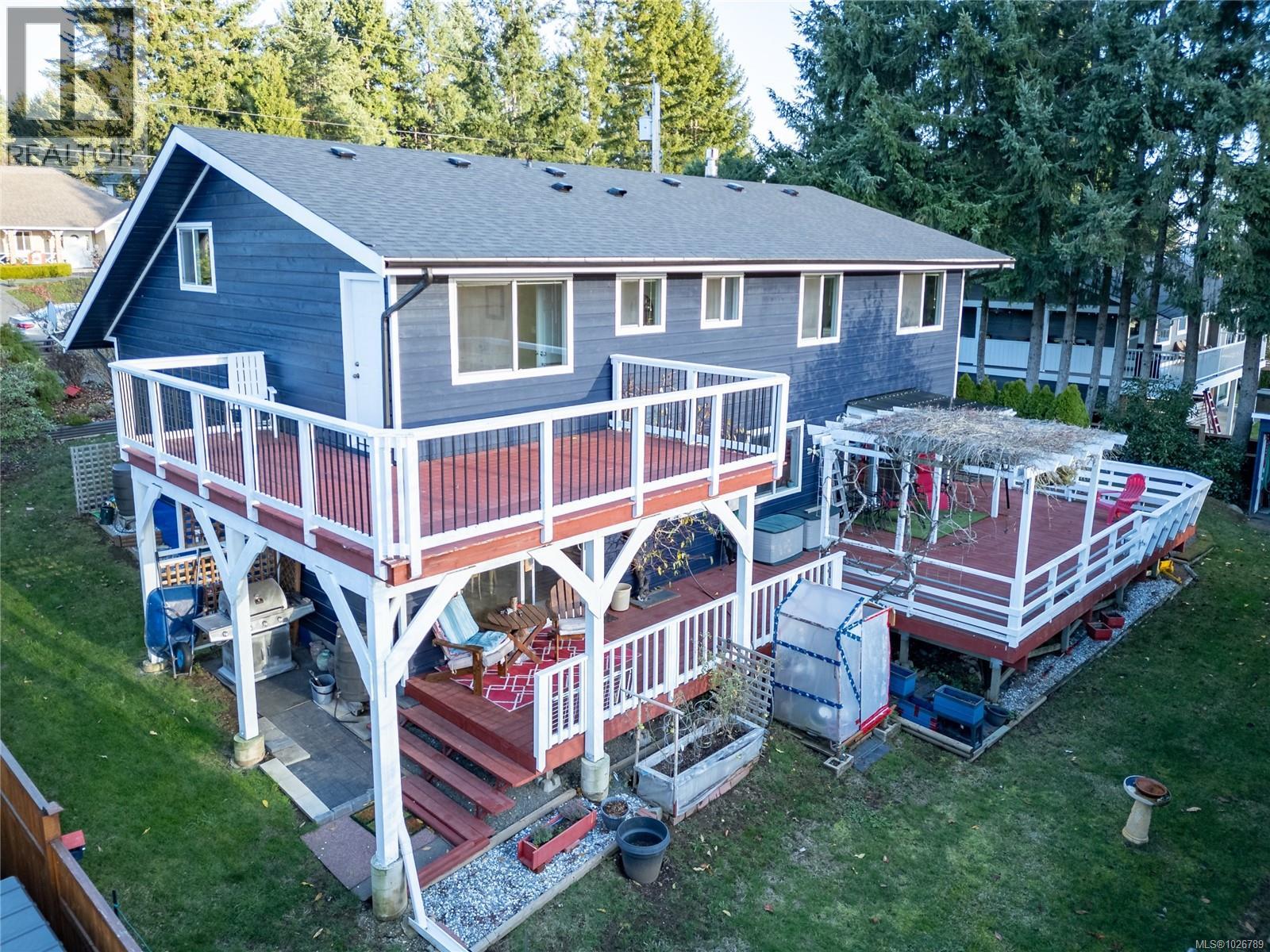 675 Evergreen Avenue - main photo
