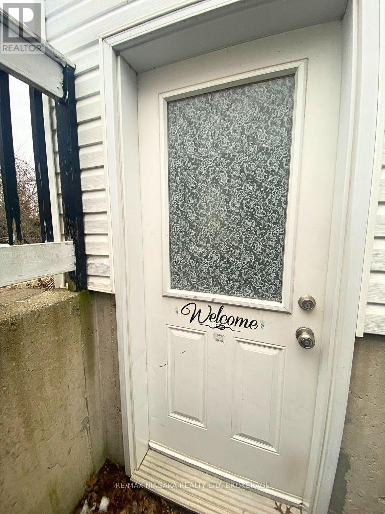 LOWER - 355 DRAPER'S STREET - Photo 3 of 17, Welland (Prince Charles), Ontario