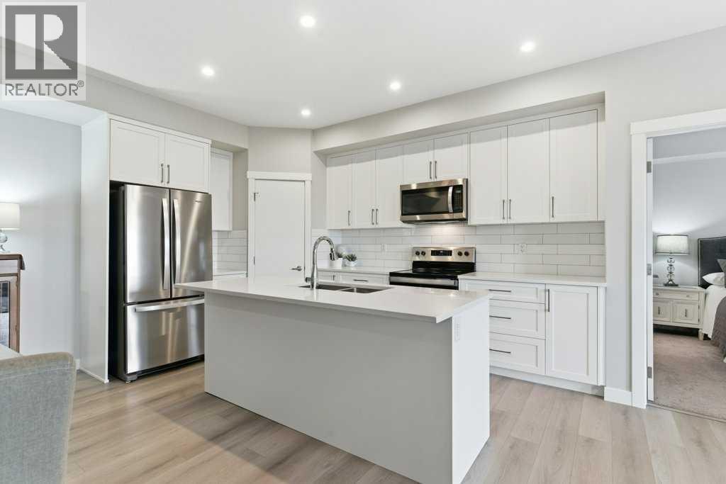 1107, 100 Banister Drive - Photo 3 of 39, Okotoks, Alberta