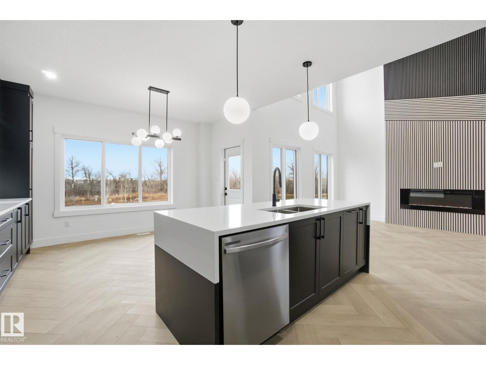 
          3294 Chernowski WY SW
            <br/>
            <span>Edmonton</span>
            , 
            <span>AB</span>
             <span>T6W5H2</span>
         - Photo 37