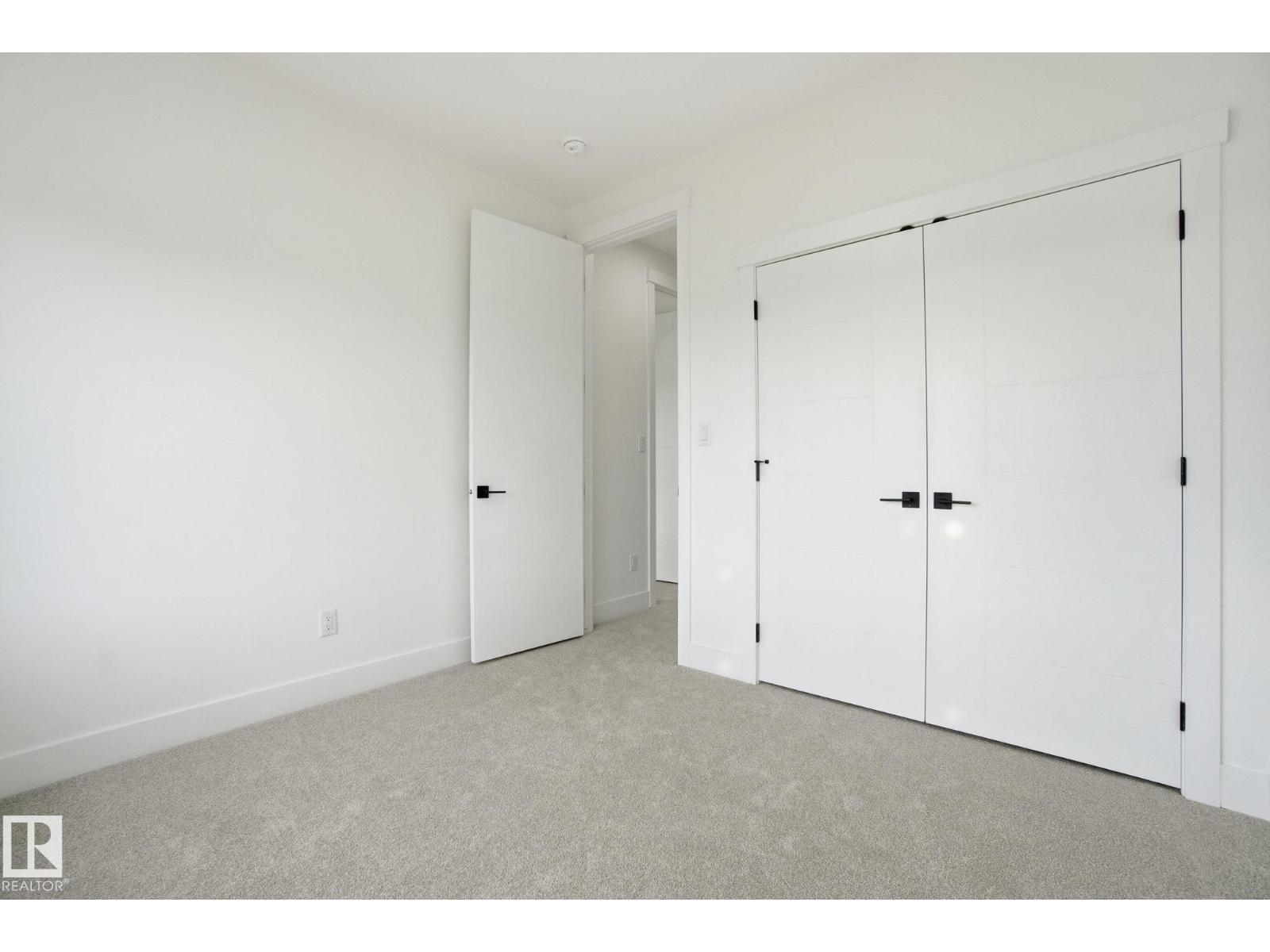 
          3294 Chernowski WY SW
            <br/>
            <span>Edmonton</span>
            , 
            <span>AB</span>
             <span>T6W5H2</span>
         - Photo 42