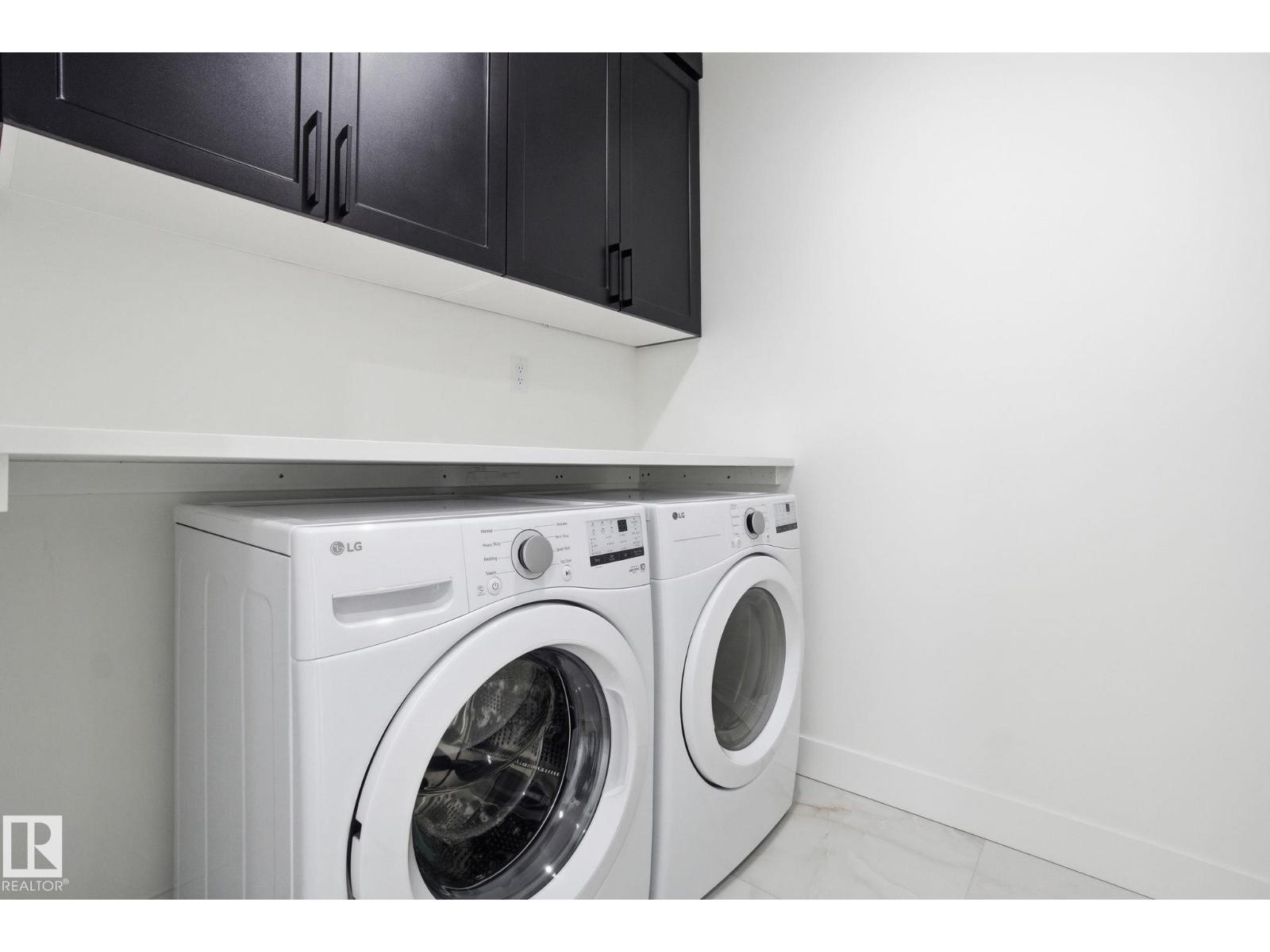 
          3294 Chernowski WY SW
            <br/>
            <span>Edmonton</span>
            , 
            <span>AB</span>
             <span>T6W5H2</span>
         - Photo 31