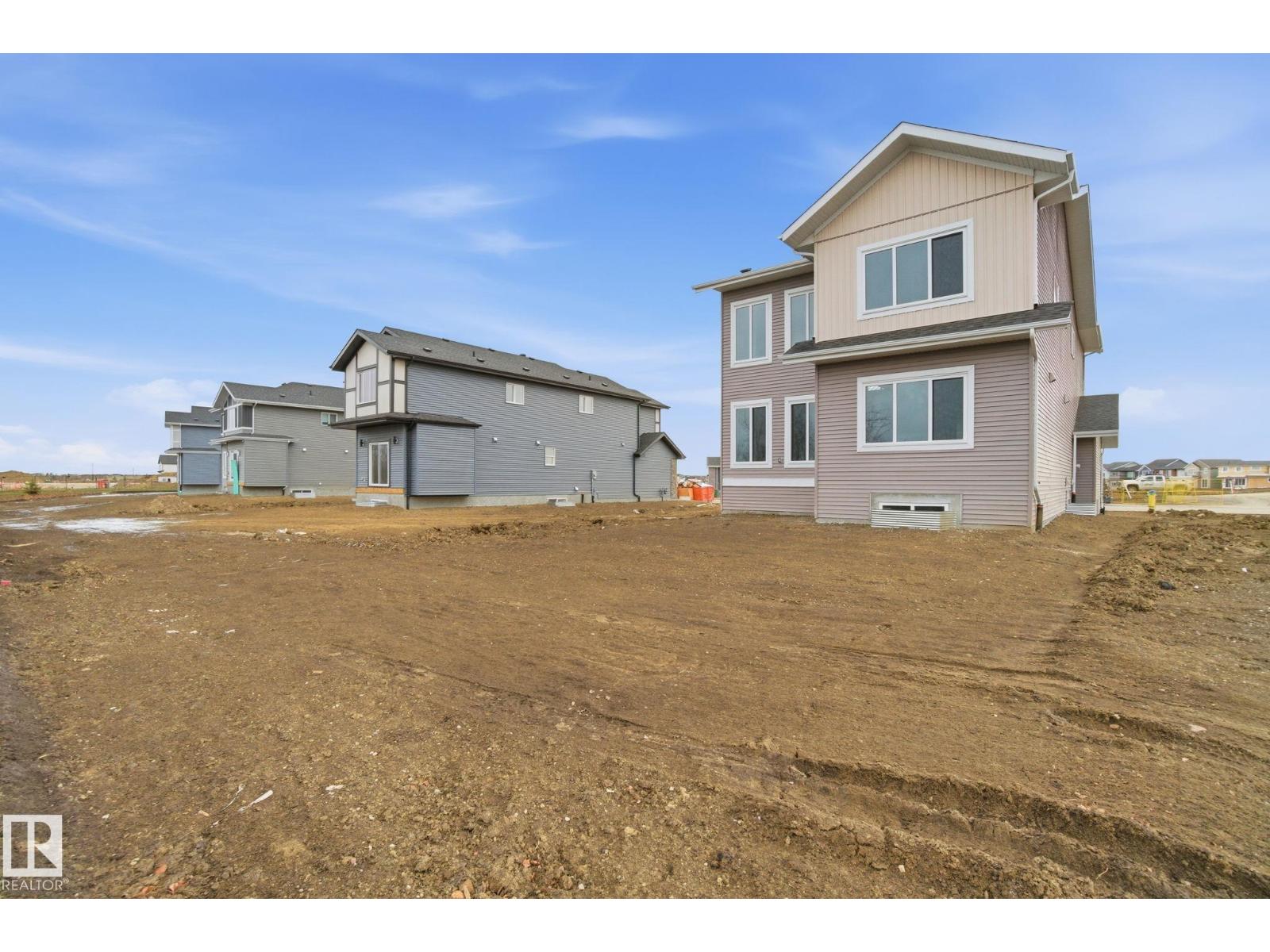 
          3294 Chernowski WY SW
            <br/>
            <span>Edmonton</span>
            , 
            <span>AB</span>
             <span>T6W5H2</span>
         - Photo 13