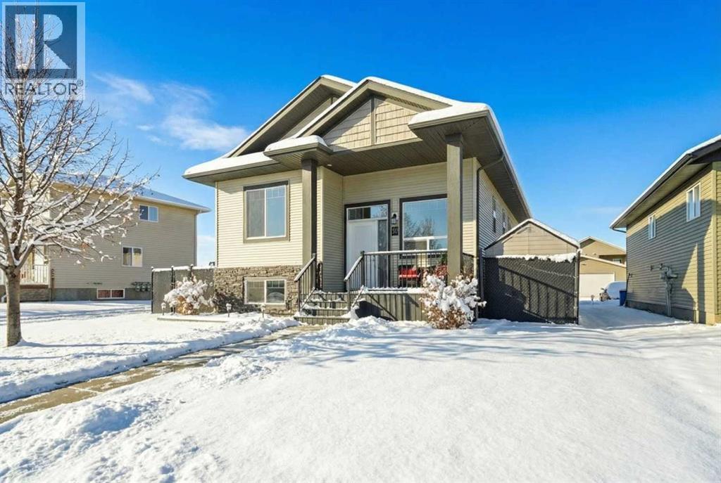 22 Mackenzie Ranch Way, Lacombe