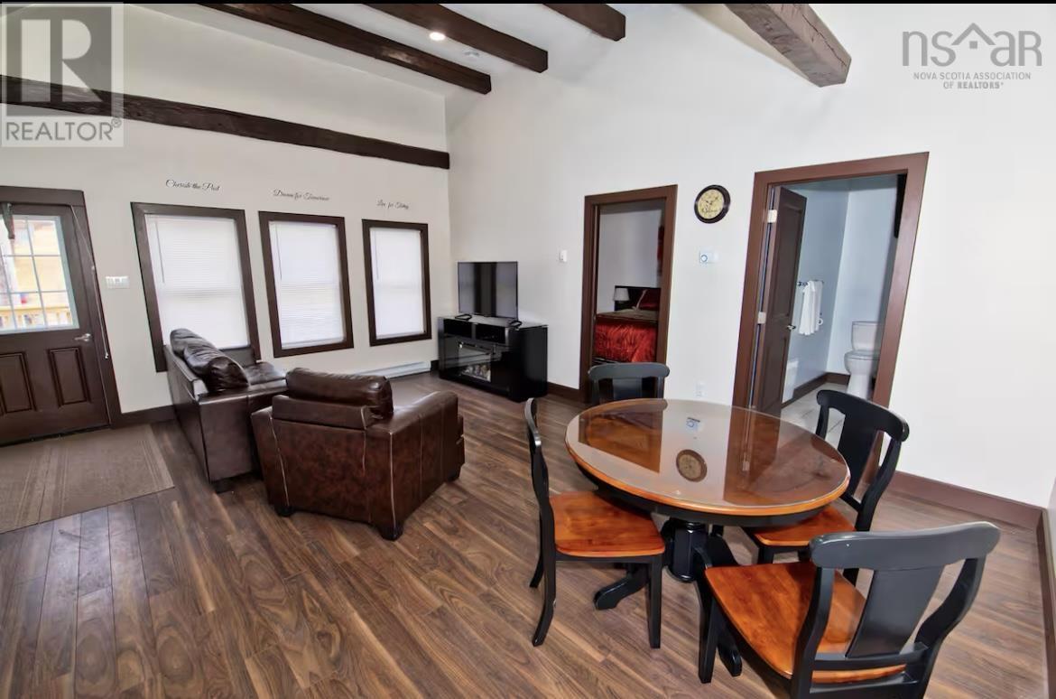 Property 6 of 27 of 15403 Cabot Trail