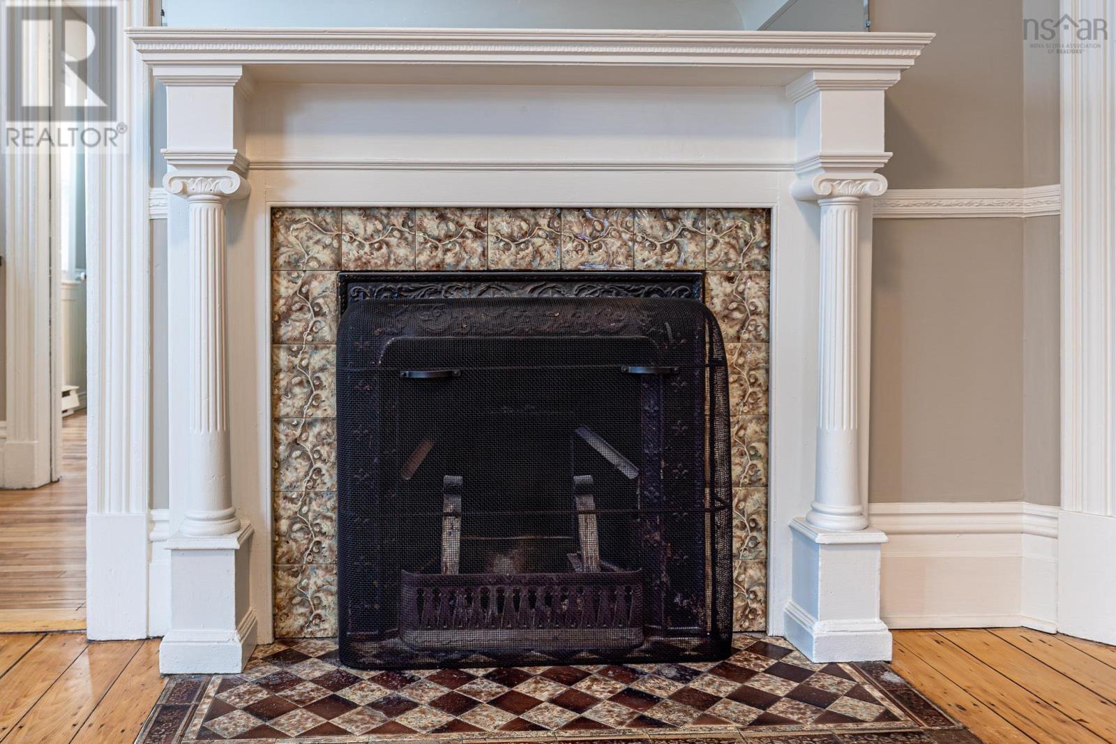 Property 24 of 43 of 6045/6047 Williams Street