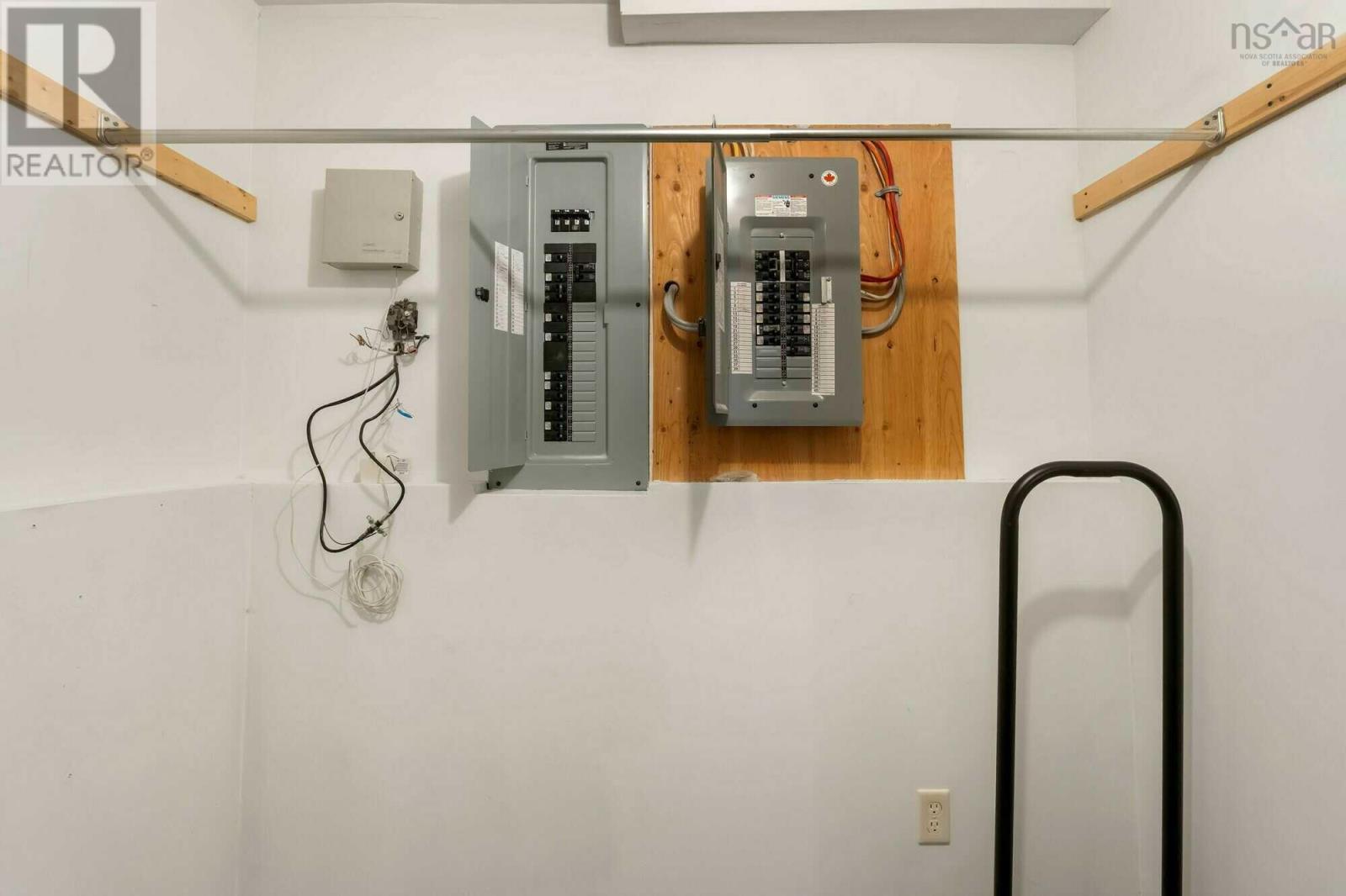 Property 17 of 21 of 81 Canyon Point Road