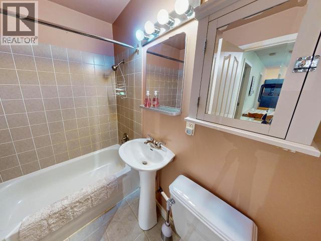 7734 MC AULAY ROAD, Powell River