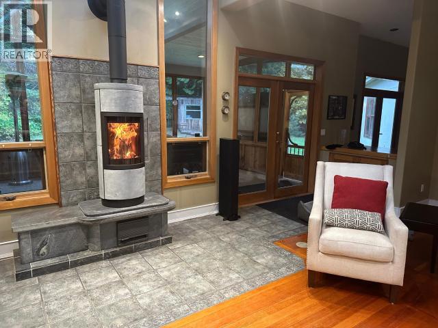 7734 MC AULAY ROAD, Powell River