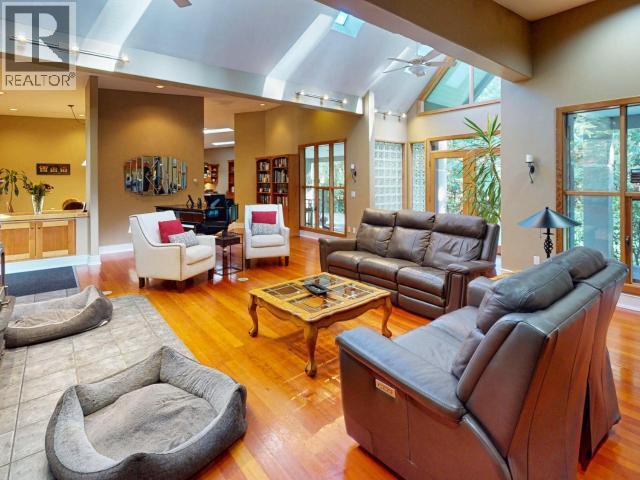 7734 MC AULAY ROAD, Powell River