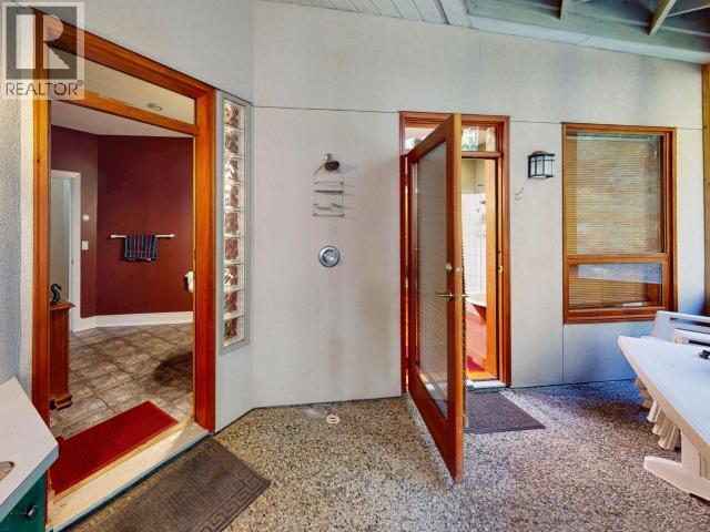 7734 MC AULAY ROAD, Powell River