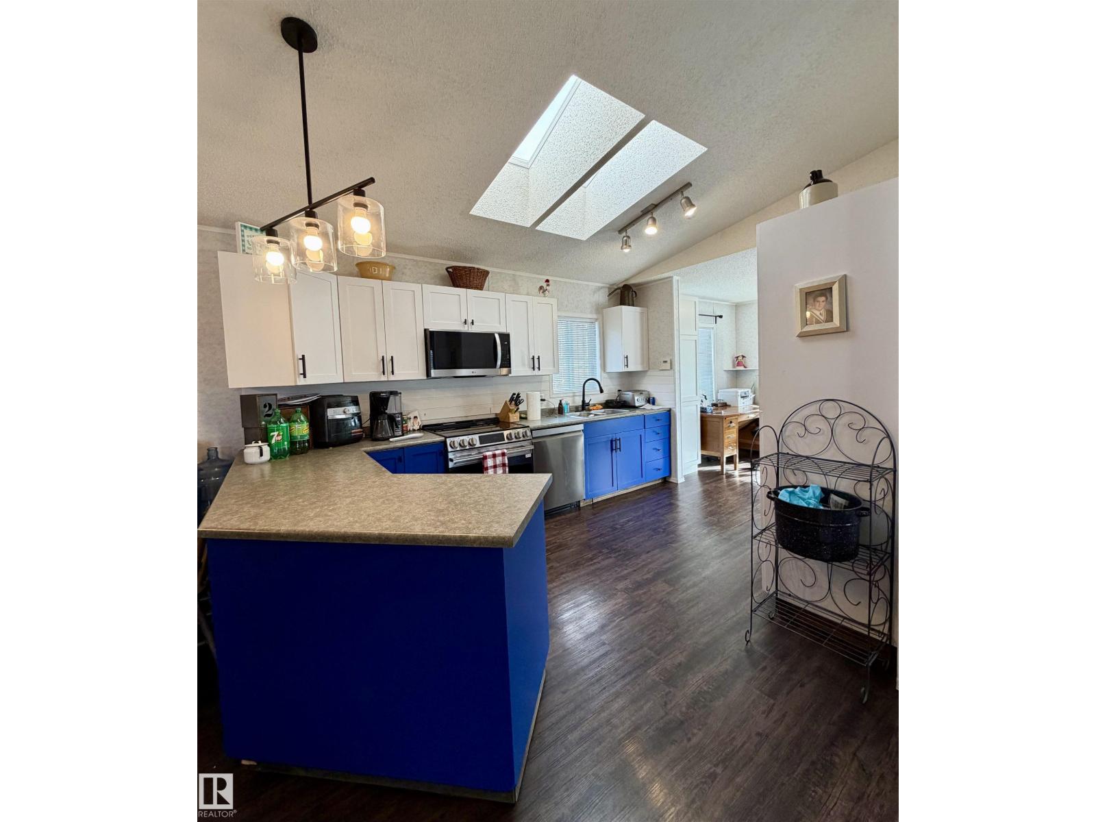 1 JUTLAND CR, Stony Plain