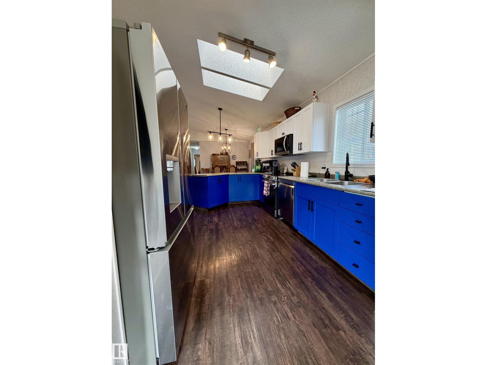 1 JUTLAND CR, Stony Plain