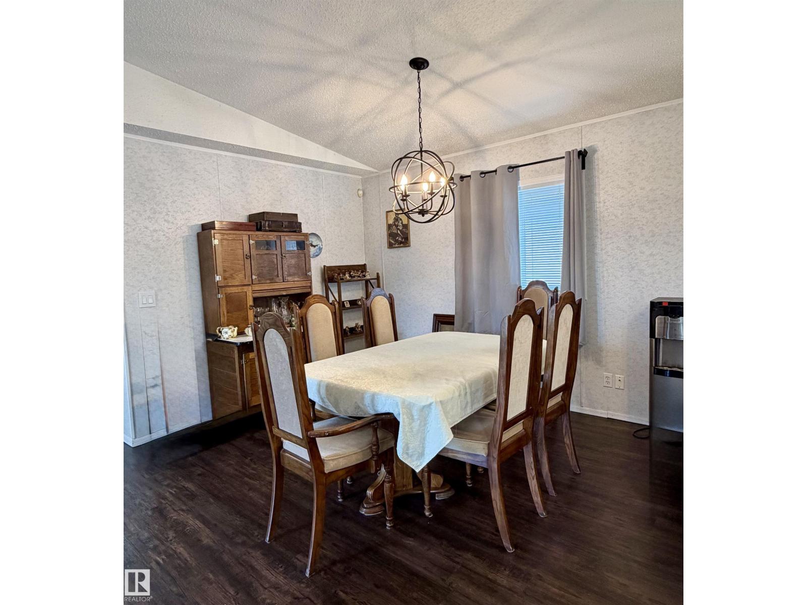 1 JUTLAND CR, Stony Plain